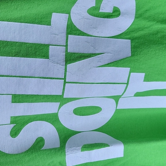 Men's Bright Green Nike Small "STILL DOING IT." Short Sleeve T-Shirt - Picture 4 of 5
